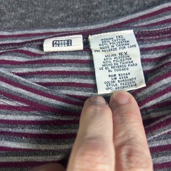 VINTAGE FADED GLORY WOMEN'S SIZE 1X SLEEPWEAR MAROON GRAY STRIPE SHIRT - Picture 6 of 8